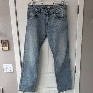 Tecovas light wash slim fit relaxed Jean